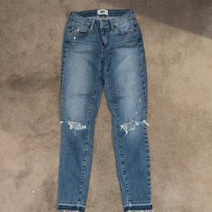PAIGE SKINNY LIGHT DENIM JEANS
